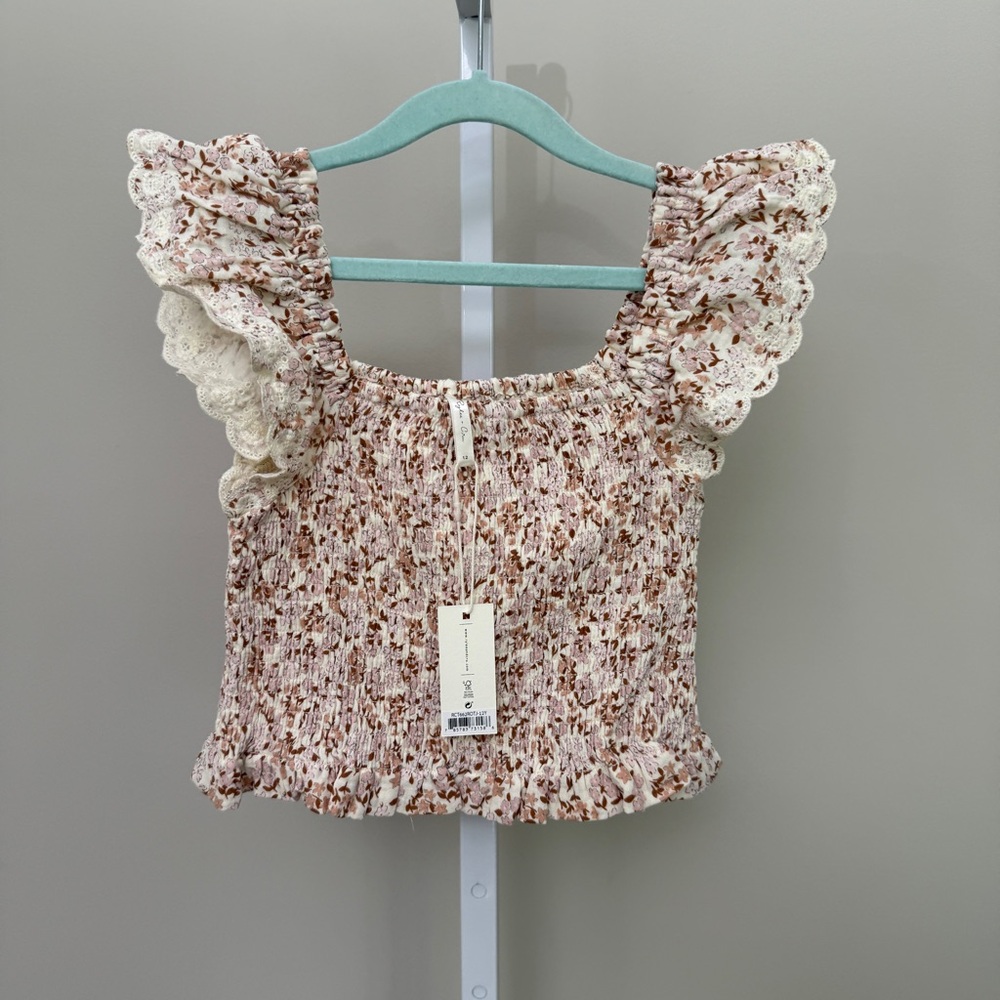 Rylee + Cru
Teen Zayla Top In Wildflower size 12 new with tag - Picture 2 of 6